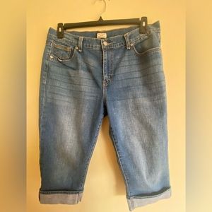 Levi’s 515 Cuffed Capris